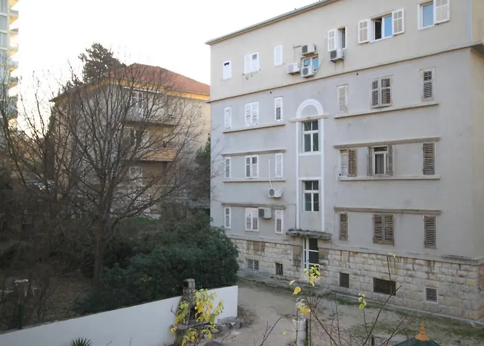 With Wifi - 8630 스플리트