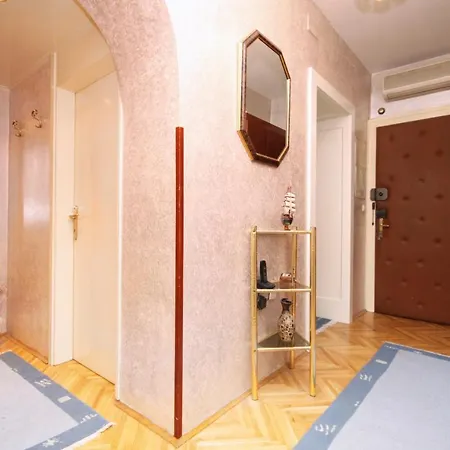 Apartament With Wifi - 8630